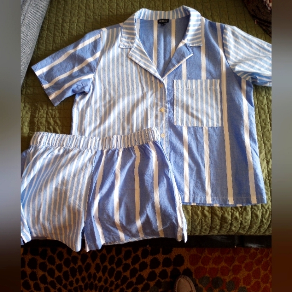 Gap pajama set, size small top, size extra small bottoms